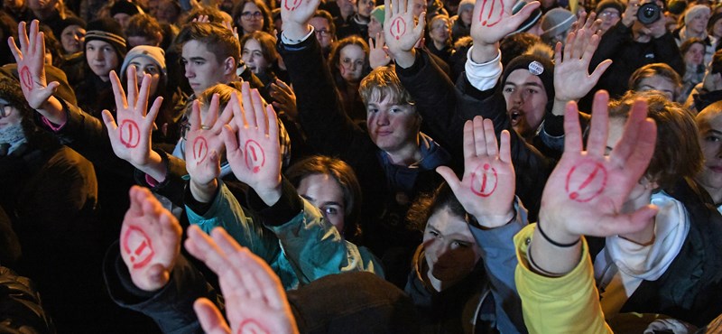 indul az újabb sztrájkhullám: akár több ezer tanár is beszüntetheti a munkát a jövő héten