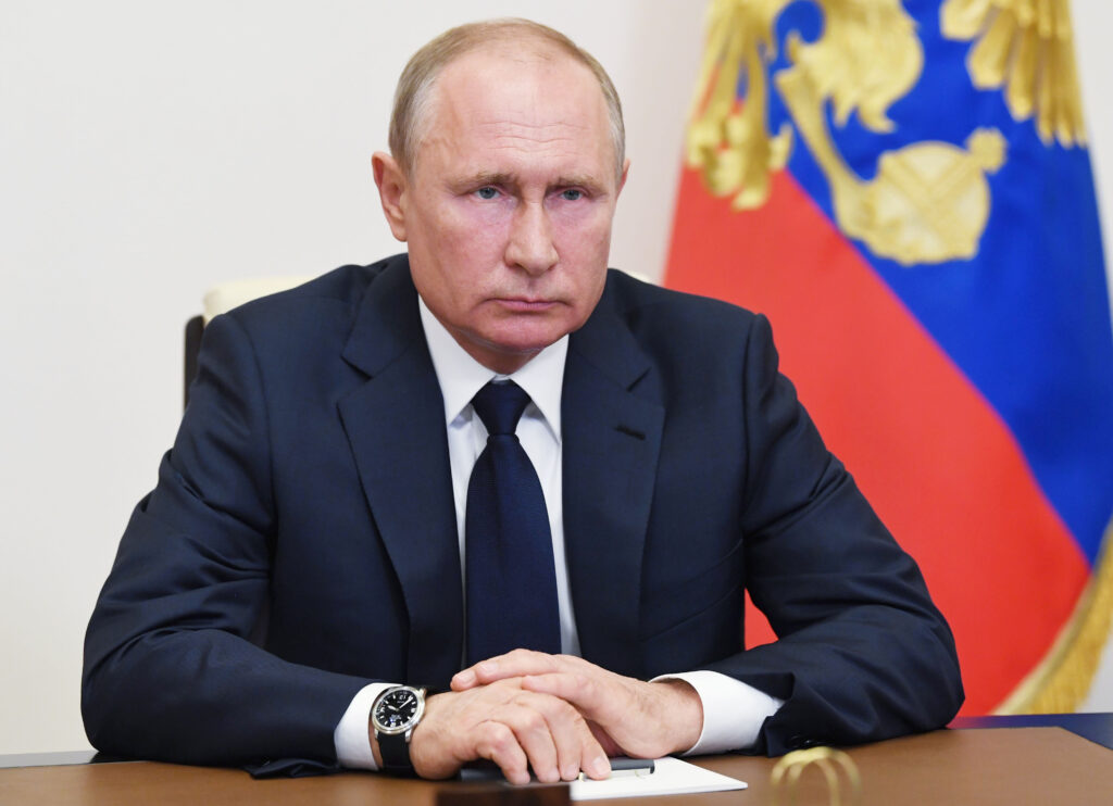 russia moscow putin covid 19 restrictions ending