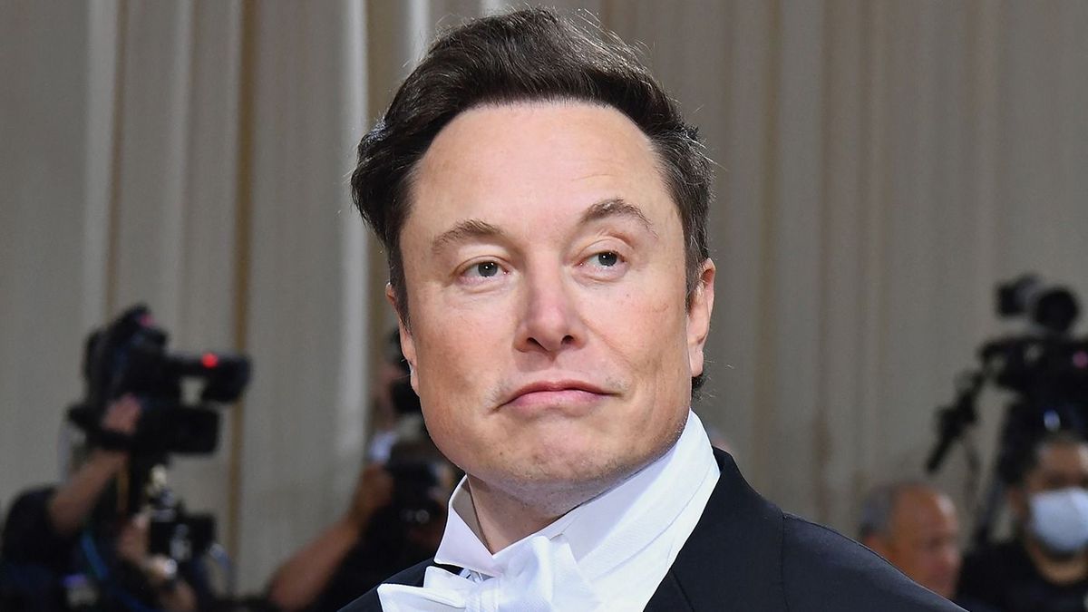 elon musk lebukott, egy ufo észleléssel hozták kapcsolatba