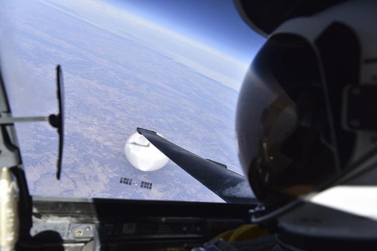 egy amerikai pilóta lefényképezte, ahogy átrepült a kínai kémballon felett: íme a fotó