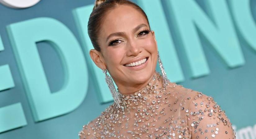 jennifer lopez 18 éves kora óta mindennap ilyen krémet használ elárulta fiatalos, ragyogó bőre titkait