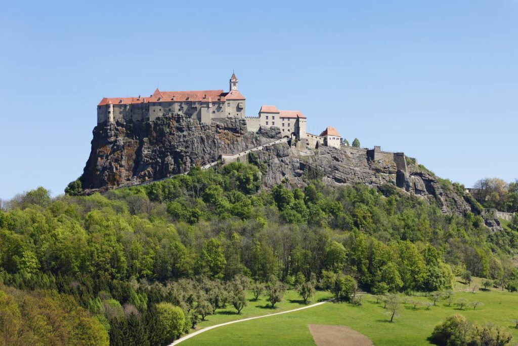8 mesébe illő kastély ausztriában: van, amelyik nagyon közel van