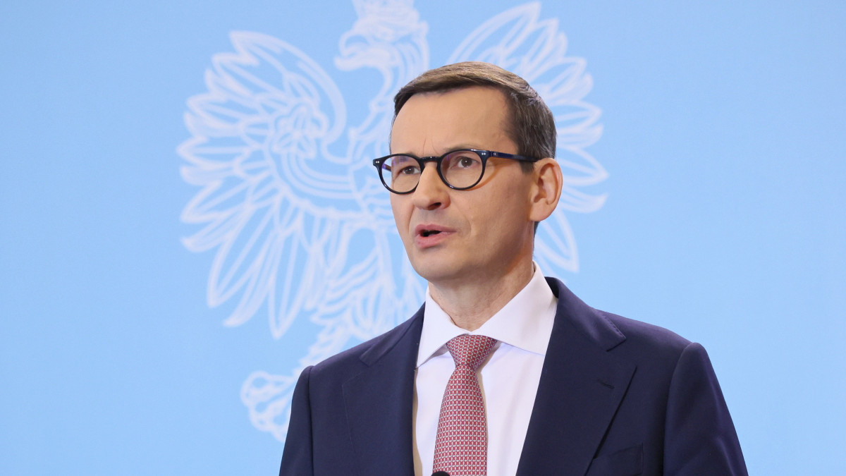 mateusz morawiecki: az egész világ az orosz agresszió fenyegetettségében él