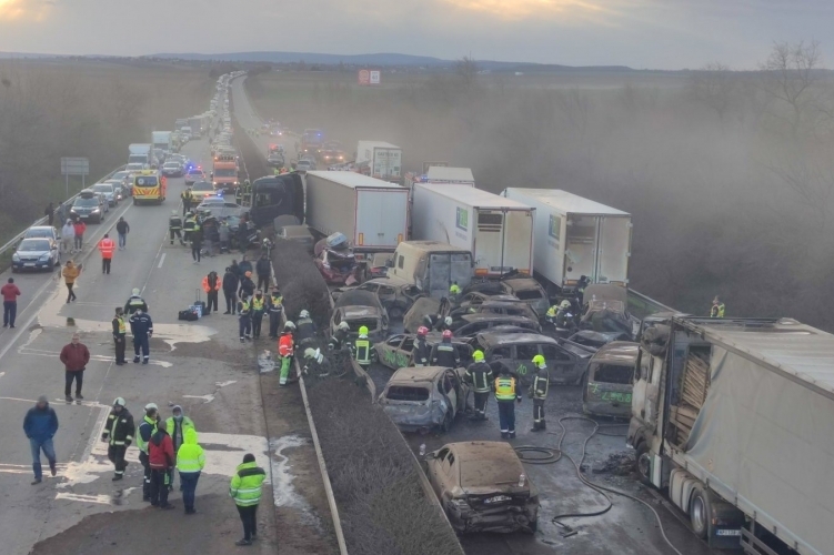 megszólalt a blikknek az m1 es tömegbaleset áldozatának édesapja: „a fiam úgy megégett, hogy csak az igazolványáról lehetett azonosítani”